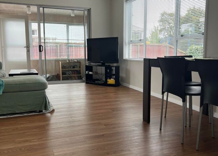  at 1/94 Sullivan Avenue, Woolston, Christchurch City, Canterbury