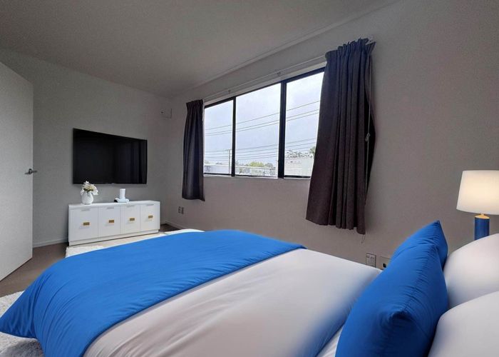  at 2a/12 Corban Avenue, Henderson, Waitakere City, Auckland