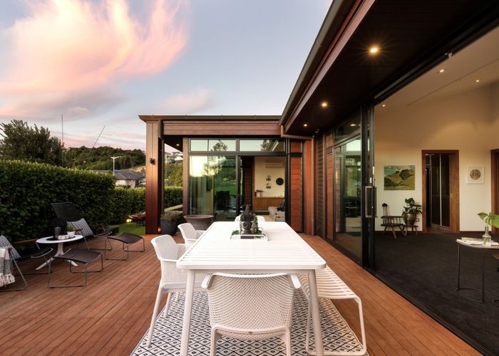  at 2 Caldera Close, Pyes Pa, Tauranga