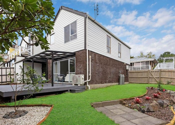  at 4/36 Koromiko Street, New Lynn, Auckland