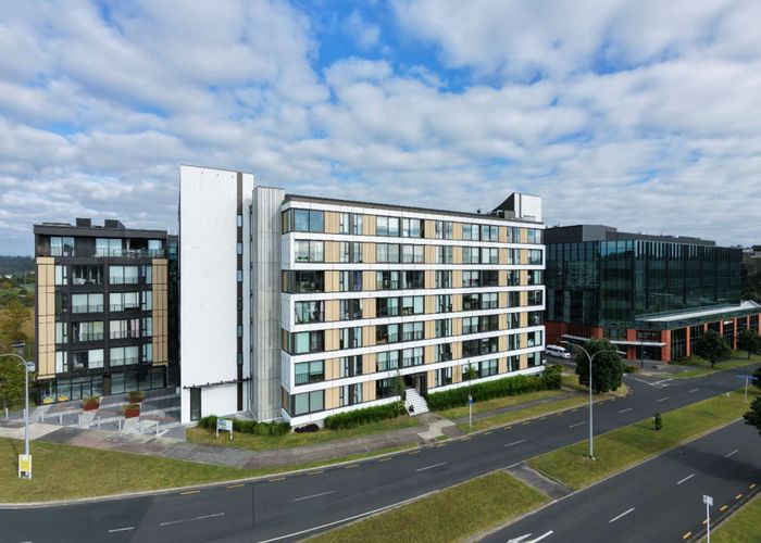  at 107/2A Munroe Lane, Albany, North Shore City, Auckland