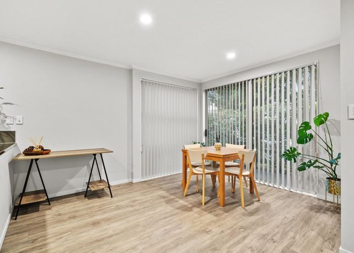  at 6 Phar Lap Crescent, Takanini, Papakura, Auckland