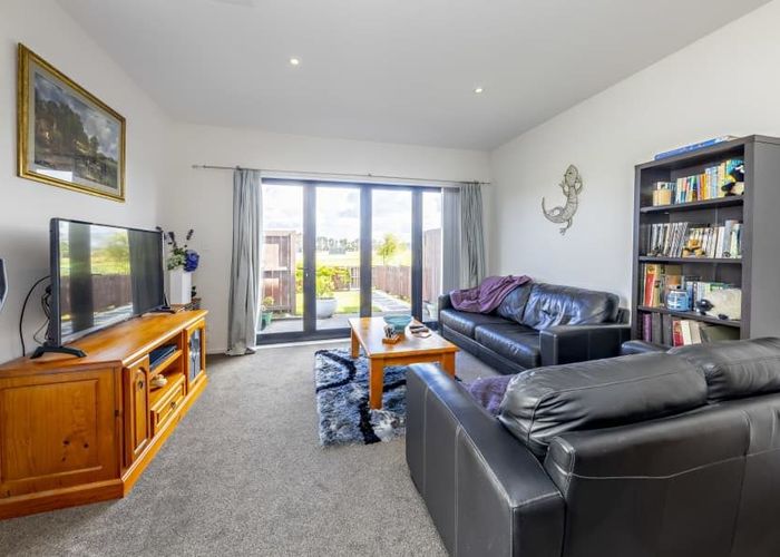  at 11 Walsh Road, Papakura, Papakura, Auckland