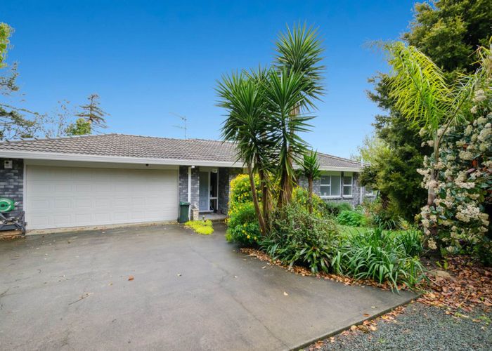  at 450 Waitakere Road, Henderson