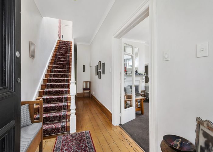  at 26 Newman Terrace, Thorndon, Wellington