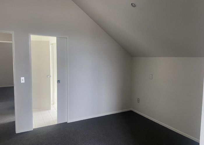  at 22R Mead Street, Avondale, Auckland City, Auckland