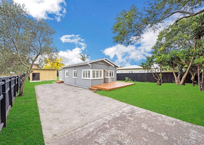  at 26 Lippiatt Road, Otahuhu, Auckland