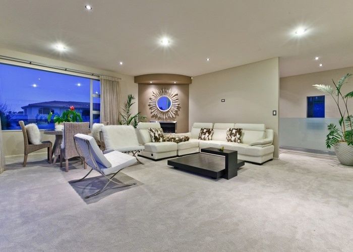  at 76 Fitzwilliam Street, Torbay, North Shore City, Auckland