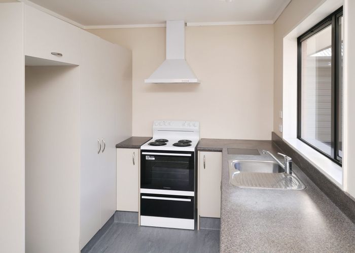  at 8a Hopkins Street, Woolston, Christchurch City, Canterbury