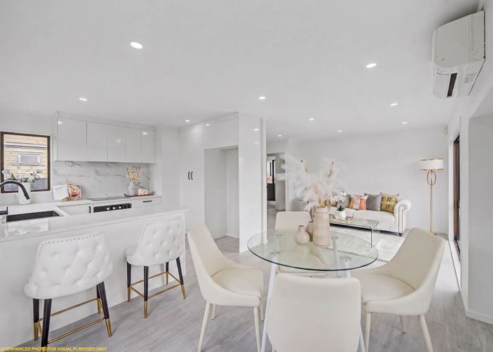  at 2/36 York Road, Papatoetoe, Auckland