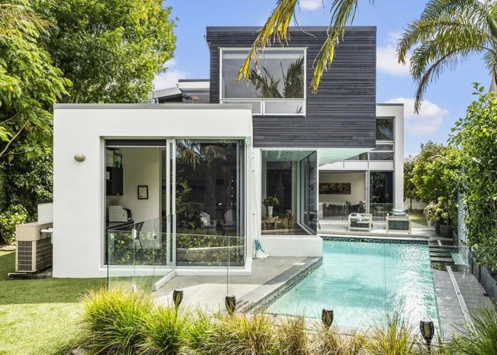  at 267 Riddell Road, Glendowie, Auckland