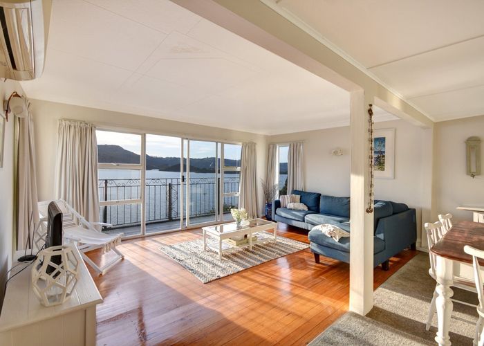  at 35 Oxley Crescent, Broad Bay, Dunedin, Otago
