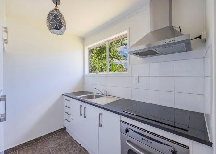  at 12 Slim Place, Clendon Park, Auckland