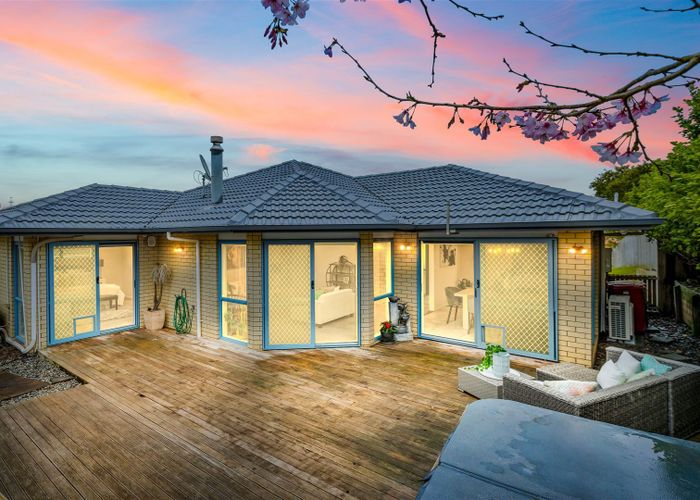  at 14 Ginders Drive, Massey, Auckland