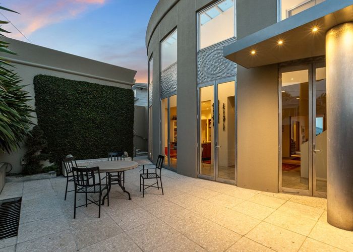  at 6 Wesley Road, Kelburn, Wellington, Wellington