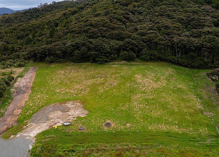  at 37 Pa Hill Lane, Kaiwaka