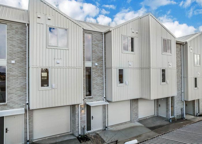  at 2C Marion Avenue, Mount Roskill, Auckland City, Auckland