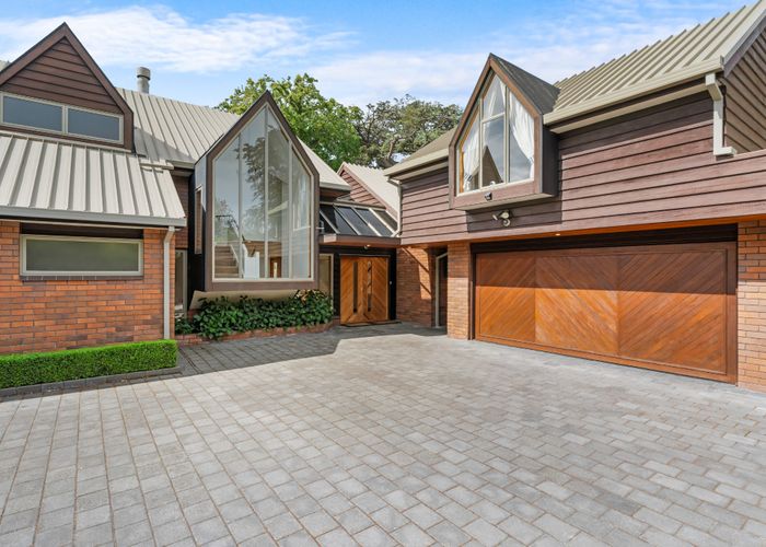  at 16 Grangewood Lane, Burnside, Christchurch City, Canterbury