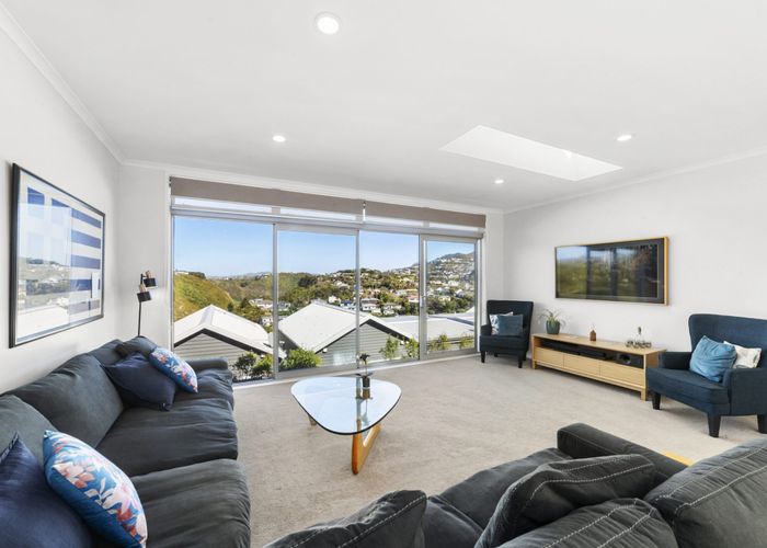  at 35 Cresswell Place, Johnsonville, Wellington