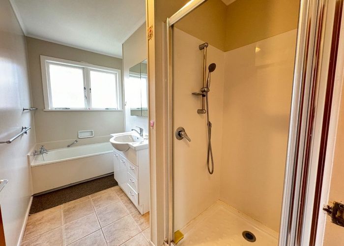  at 2/634 Manukau Road, Epsom, Auckland City, Auckland