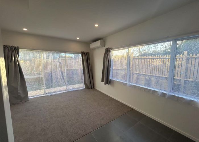  at 1D Keegan Drive, Massey, Waitakere City, Auckland
