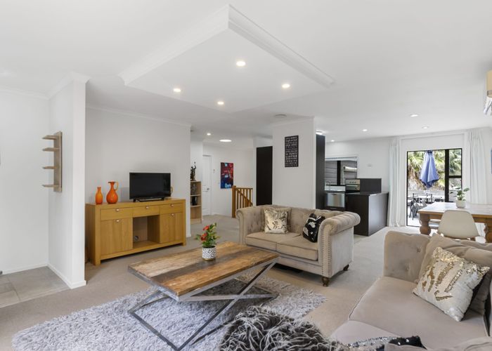  at 11A Impala Place, Hillsborough, Auckland