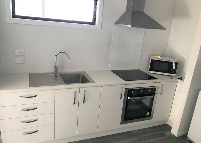  at 1/85 Cameron Road (Room C), Hillcrest, Hamilton, Waikato