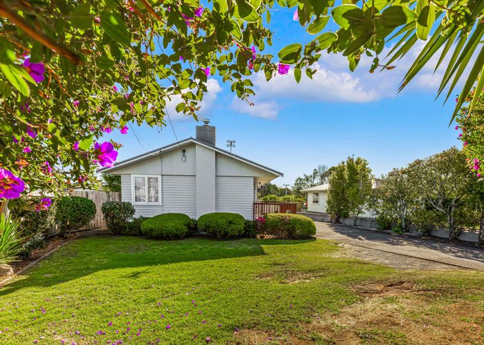  at 93 Metcalfe Road, Ranui, Auckland