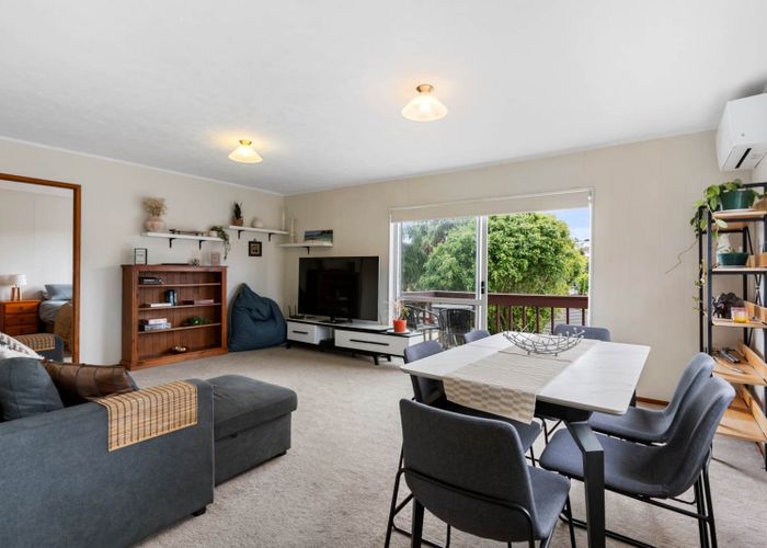  at 1/12 Finchley Road, Torbay, Auckland
