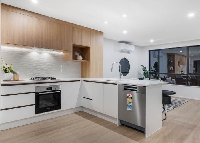  at 24C Roberts Road, Glenfield, North Shore City, Auckland