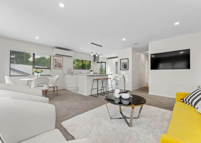 at 2/1B Eugenia Rise, Totara Heights, Auckland