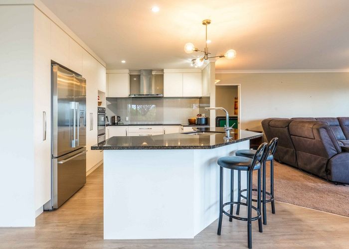  at 14 Estates Terrace, Welcome Bay, Tauranga, Bay Of Plenty