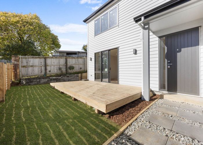  at 11A Banyan Drive, Totara Heights, Manukau City, Auckland