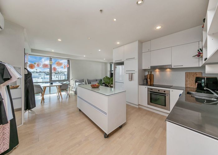  at 1211/30 Beach Road, Auckland Central, Auckland