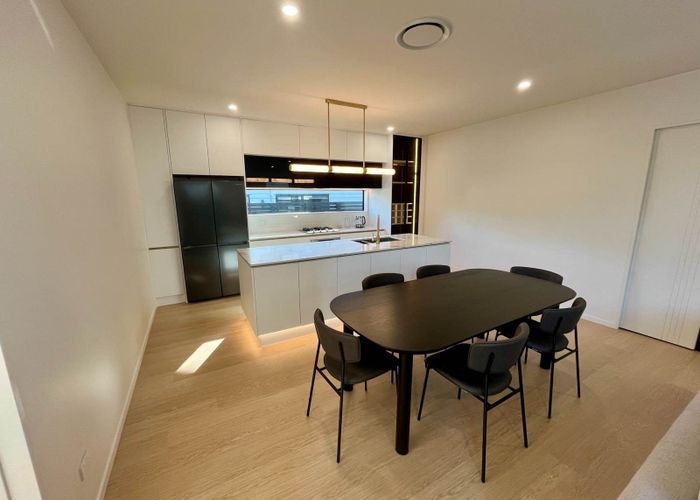  at 6/5 Lemon Grove Lane, Greenhithe, North Shore City, Auckland