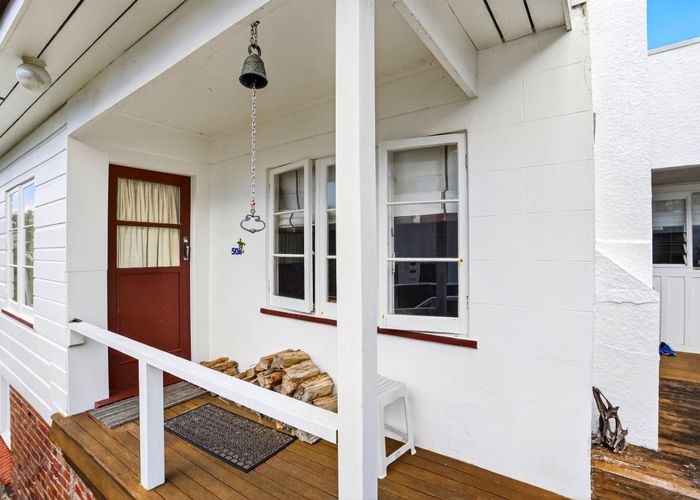  at 1/50 Masterton Road, Rothesay Bay, North Shore City, Auckland