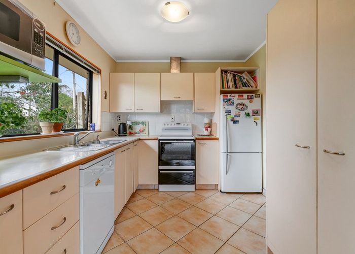  at 5 Pengelly Place, Parakai, Rodney, Auckland
