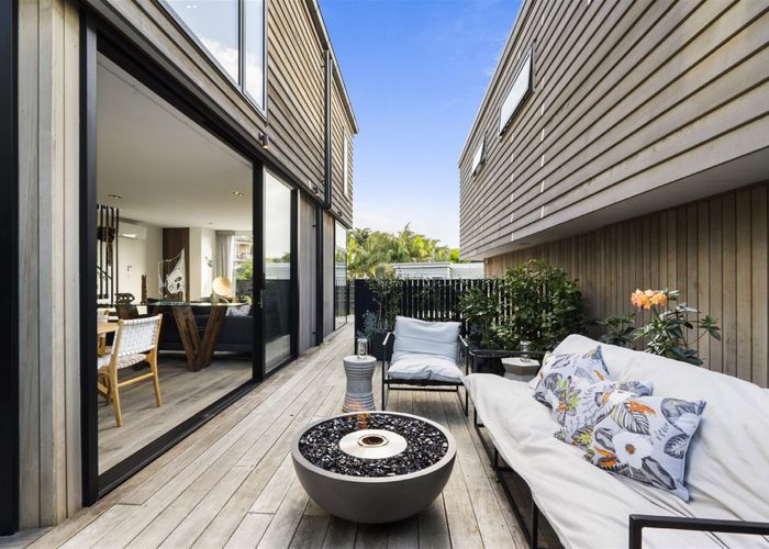  at 2B Arthur Crescent, Hauraki, Auckland