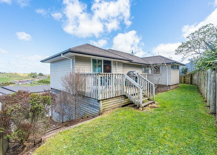  at 3 Ashbourne Lane, Dinsdale, Hamilton