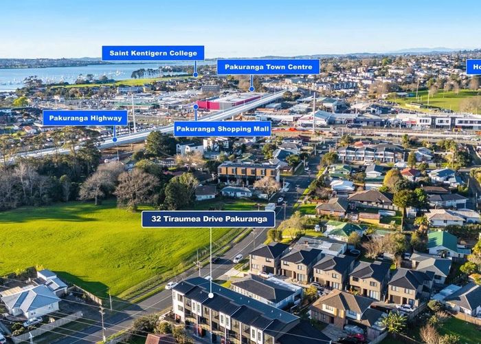  at 1/32 Tiraumea Drive, Pakuranga, Auckland