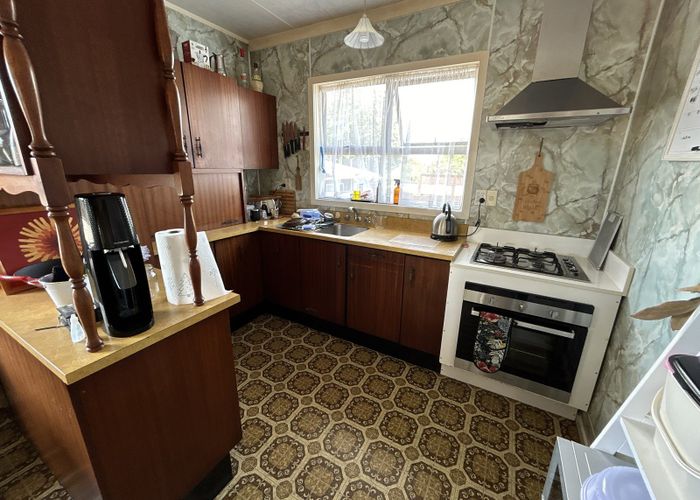  at 1/37 Lynwood Road, New Lynn, Waitakere City, Auckland