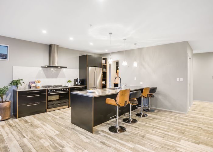  at 6 Roxy Terrace, Glendowie, Auckland
