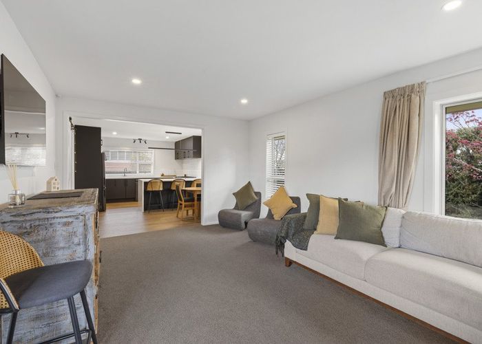  at 384 Yaldhurst Road, Russley, Christchurch City, Canterbury