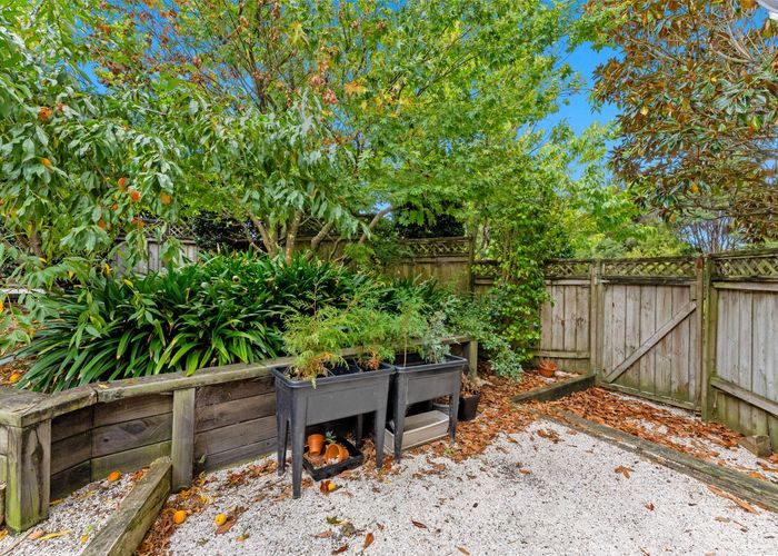  at 12 Stonedge Lane, Rosedale, North Shore City, Auckland