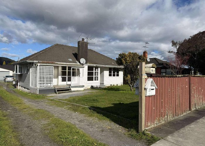  at 27 Shakespeare Avenue, Trentham, Upper Hutt, Wellington