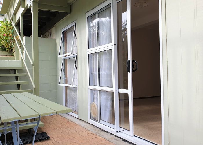  at 4 Arcadia Crescent, Bayview, Auckland