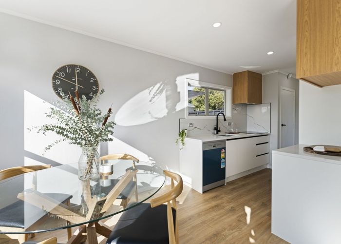  at 11 Redwood Drive, Massey, Auckland