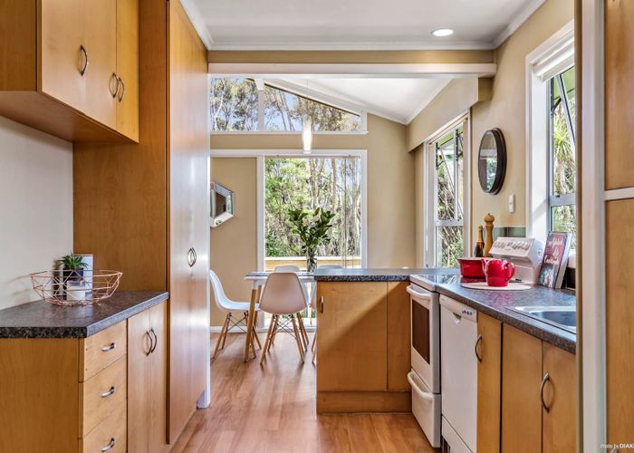  at 21 Brunton Place, Glenfield, Auckland