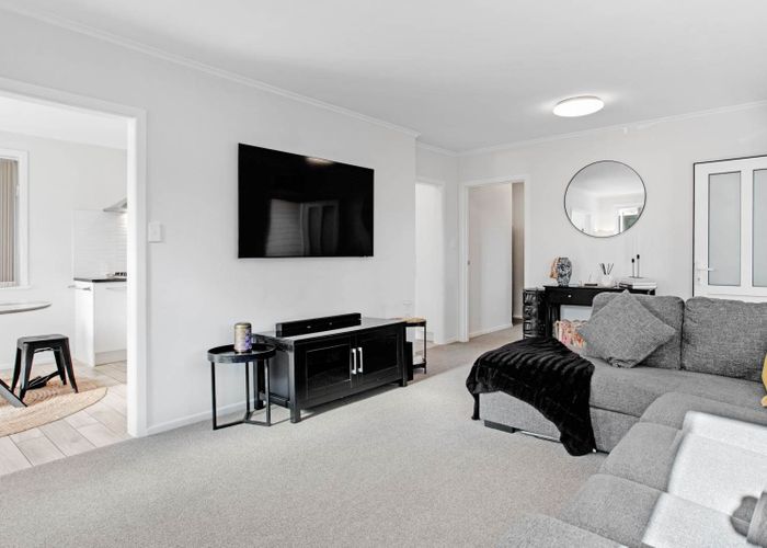  at 94 Canal Road, Avondale, Auckland City, Auckland