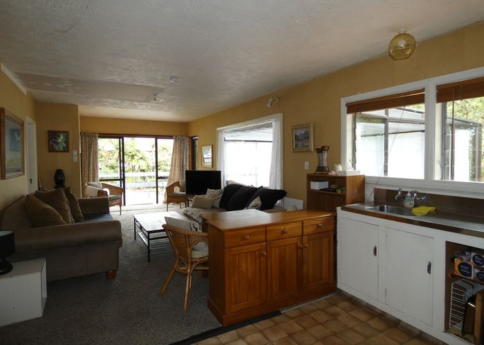  at 14 Stuart Street, Lake Kaniere, Kokatahi